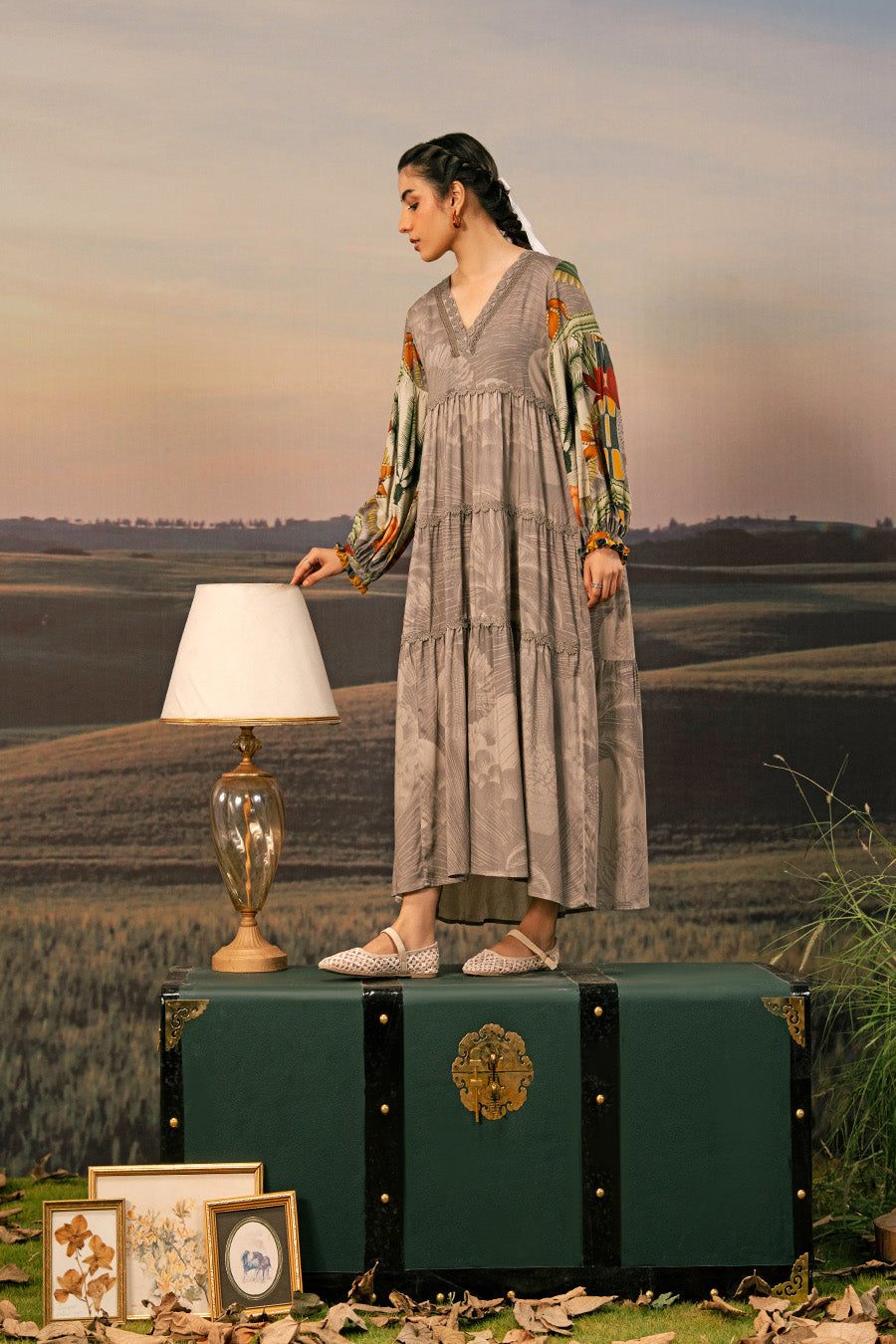 3 Pc Unstitched Embroidered Arabic Lawn Suit | MB-PFUS25-06B