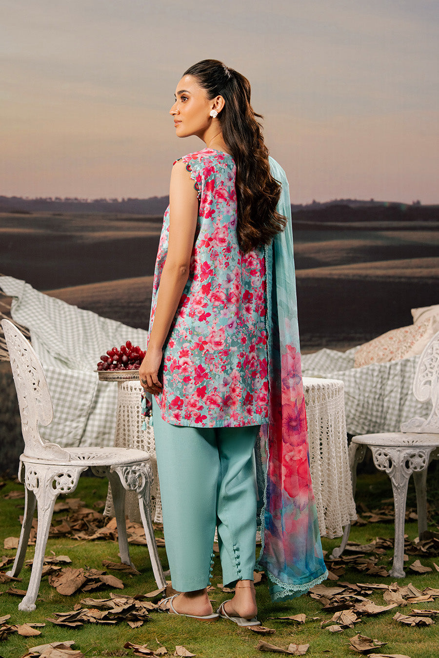 3 Pc Unstitched Embroidered Arabic Lawn Suit | MB-PFUS25-10A