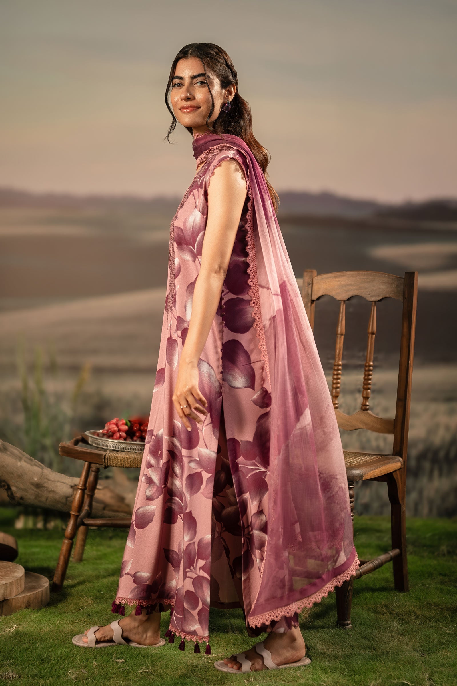 3 Pc Unstitched Embroidered Arabic Lawn Suit | MB-PFUS25-01A