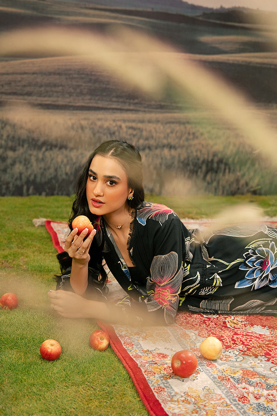 3 Pc Unstitched Embroidered Arabic Lawn Suit | MB-PFUS25-08B